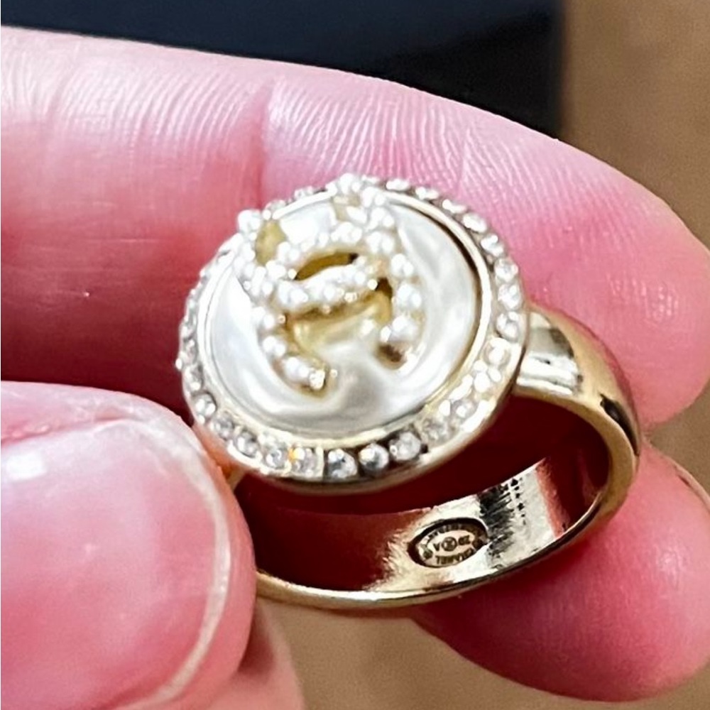 COPY - Chanel size 7 ring